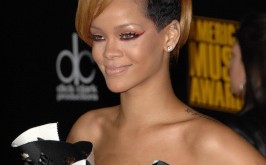 Rihanna - blonde emo Rihanna with a two-toned emo